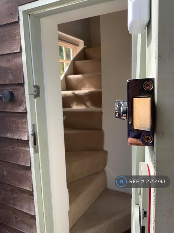 Private Front Door To Studio