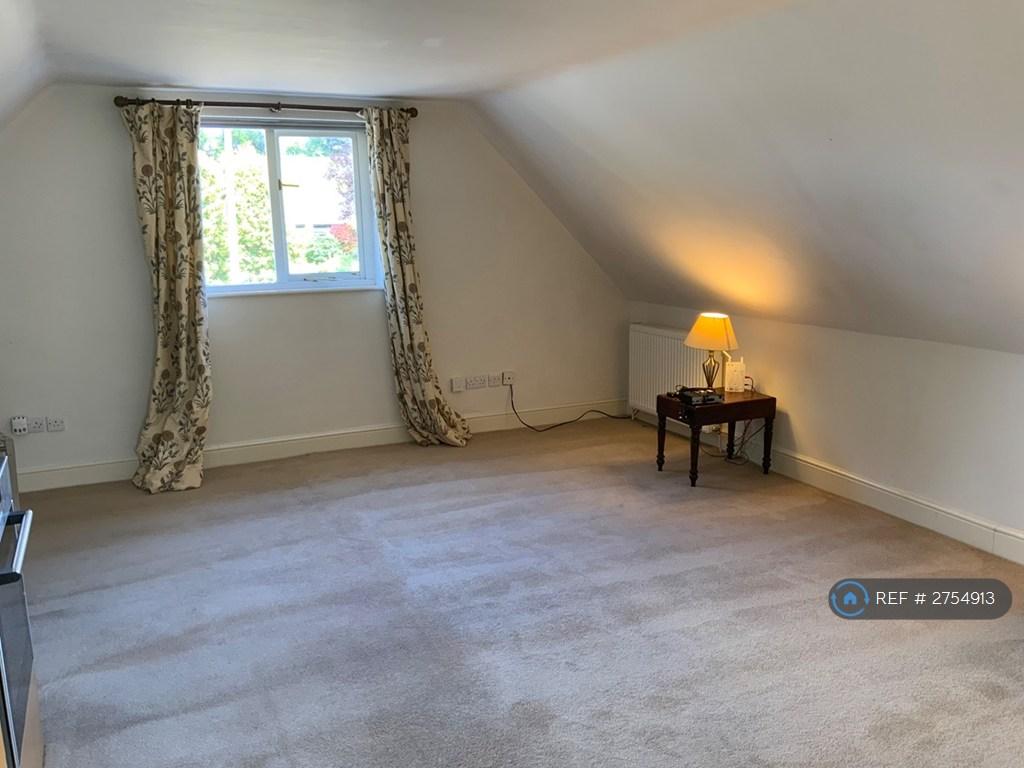 Studio Flat