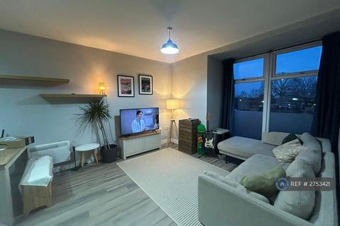 2 bedroom flat to rent, Beech House, Manchester, M22
