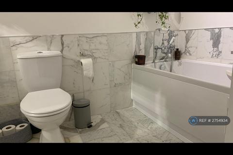 2 bedroom flat to rent, Cheltenham Court, Middleton St. George, Darlington, DL2