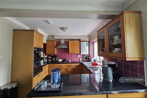 undefined, Worplesdon Road, Guildford, GU2