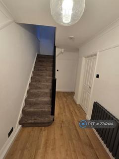 undefined, Worplesdon Road, Guildford, GU2