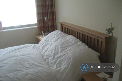 1 bedroom maisonette to rent, The Old High Street, Folkestone, CT20