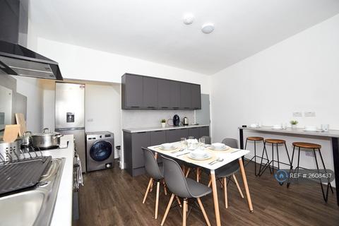 undefined, Trinity Lane, Hinckley, LE10