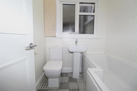 undefined, Windmill Hill, Enfield