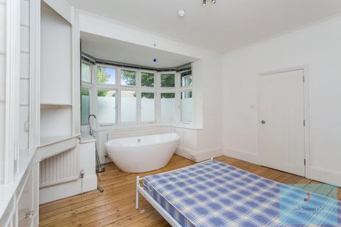 undefined, Carden Avenue, Brighton, BN1
