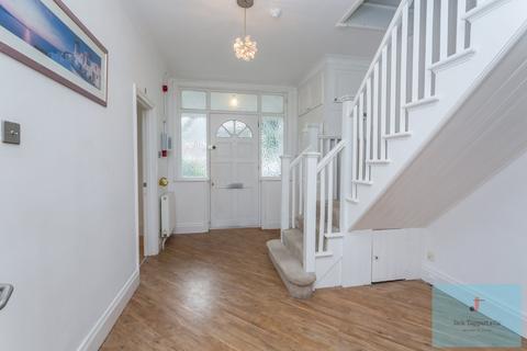 undefined, Carden Avenue, Brighton, BN1