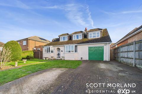 5 bedroom detached house for sale, Old Kempshott Lane, Basingstoke RG22