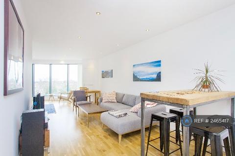 1 bedroom penthouse to rent, Leigham Court Road, London, SW16