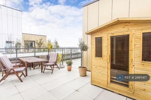 1 bedroom penthouse to rent, Leigham Court Road, London, SW16
