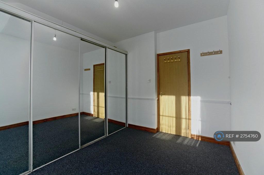Room With Large Fitted Wardrobes