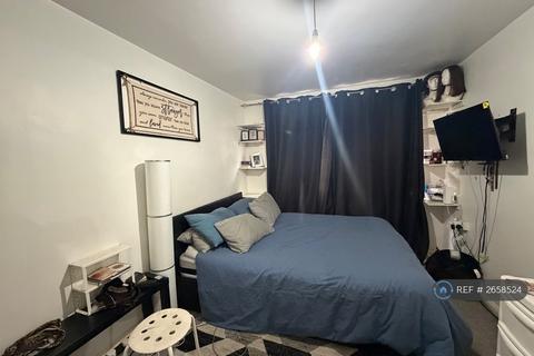1 bedroom flat to rent, O'leary Square, London, E1