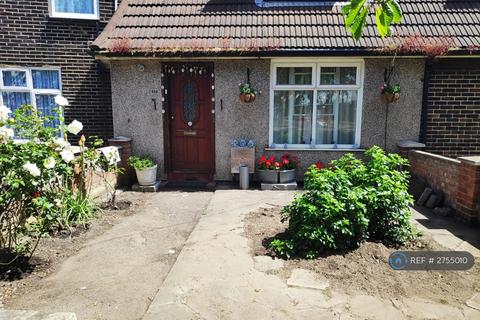 2 bedroom terraced house to rent, Ripple Road, London, RM9