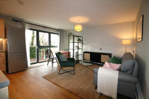 2 bedroom apartment to rent - Spacious ground floor apartment at Rutland House, Sheffield, S3 8BJ