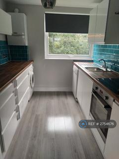 2 bedroom maisonette to rent, Wood Dale, Chelmsford, CM2