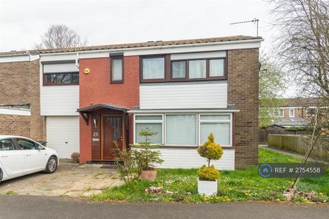 4 bedroom end of terrace house to rent, Cleveland Close, Basingstoke, RG22