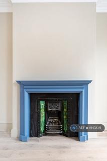 3 bedroom flat to rent, Redburn Street, London, SW3