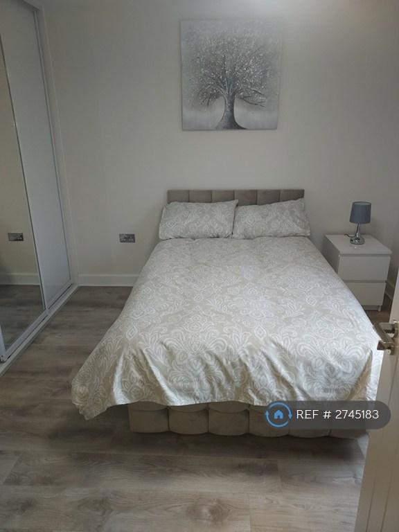 Room 1 - Double Ensuite