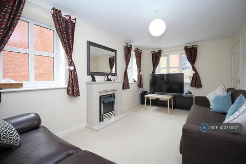 3 bedroom semi-detached house to rent, Ashby Grove, Loughborough, LE11