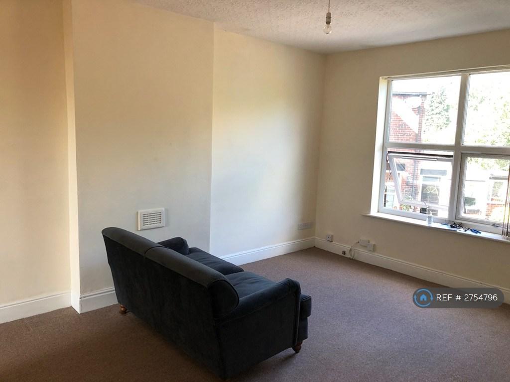 Lounge (Vacant)