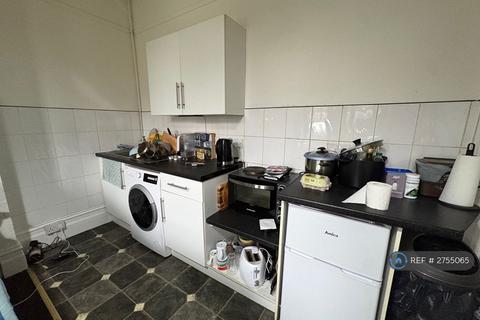 1 bedroom in a house share to rent, Chesterfield Road, St. Andrews, Bristol, BS6