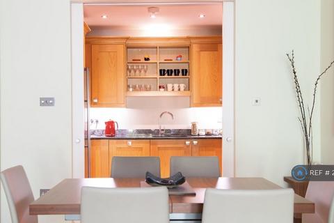 3 bedroom flat to rent, Northwick Terrace, London, NW8