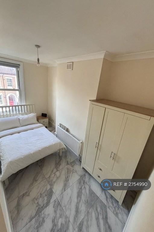 Bedroom - New Double Mattress And Large Wardrobe