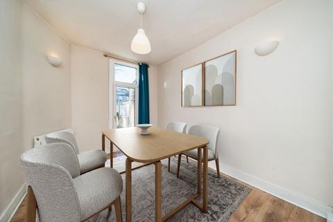 2 bedroom house for sale, Prince Georges Avenue, London SW20