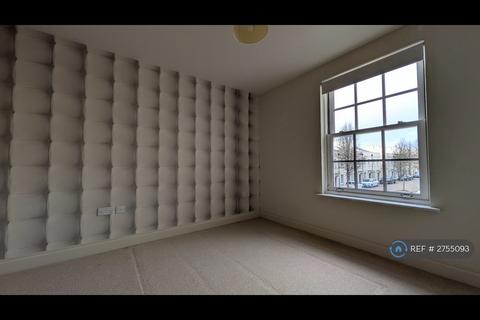 1 bedroom flat to rent, Mount Wise Crescent, Plymouth, PL1