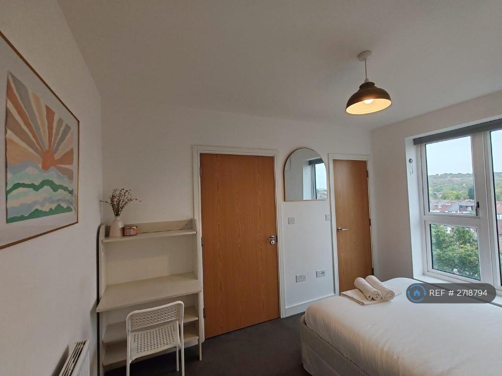 Room1