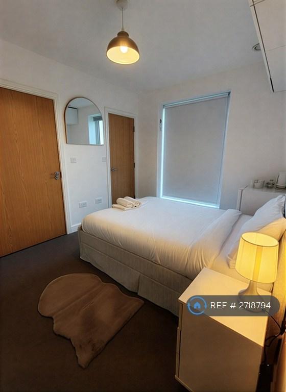 Room1