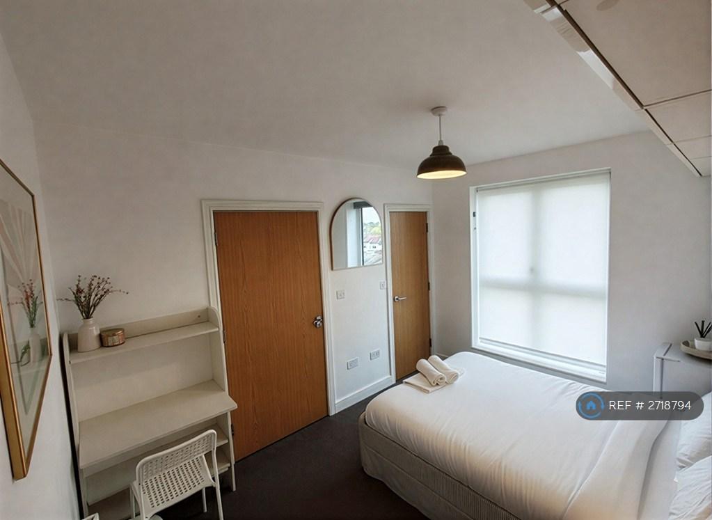 Room1