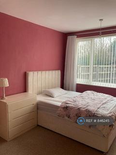 2 bedroom flat to rent, Blenheim Road, Wakefield, WF1