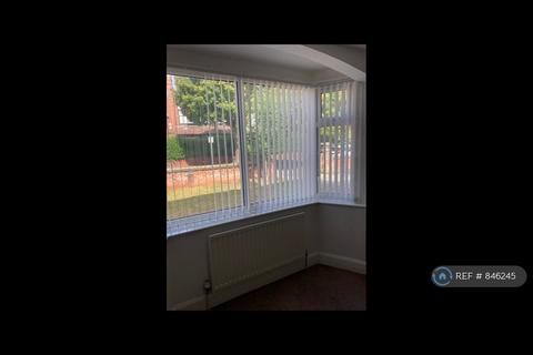 2 bedroom flat to rent, Blenheim Road, Wakefield, WF1