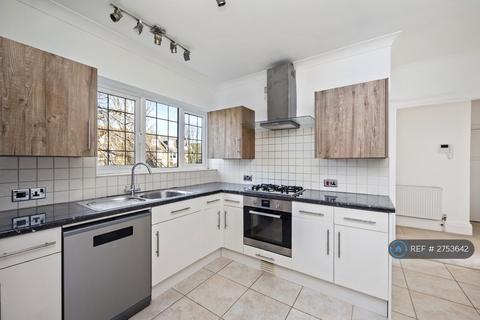 2 bedroom flat to rent, Dyke Road, Hove, BN3
