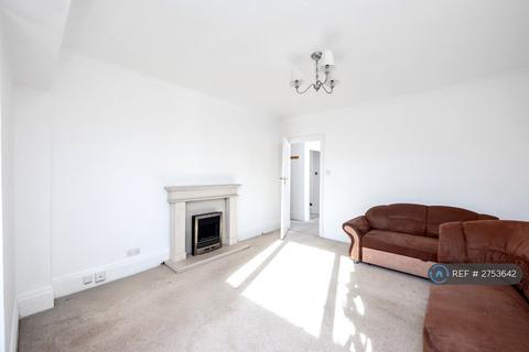 2 bedroom flat to rent, Dyke Road, Hove, BN3