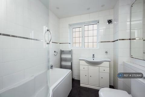 2 bedroom flat to rent, Dyke Road, Hove, BN3