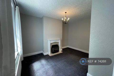2 bedroom terraced house to rent, Manchester Road, Huddersfield, HD4