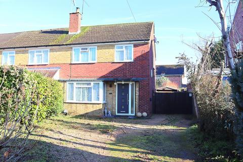 3 bedroom semi-detached house for sale, Chiltern Avenue, Farnborough GU14