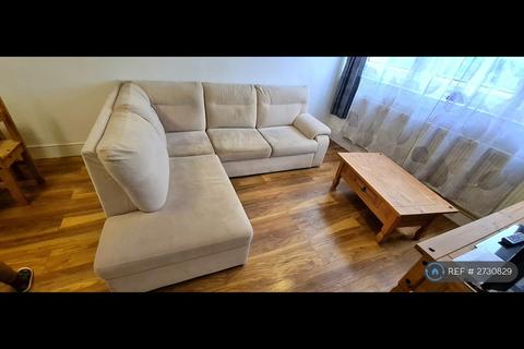 2 bedroom flat to rent, Victoria Centre, Nottingham, NG1