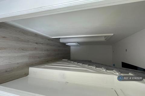 4 bedroom terraced house to rent, Westbrook, Darlington, DL3