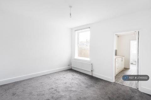 4 bedroom terraced house to rent, Dunkirk Road, Bristol, BS16