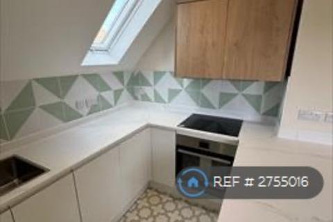 2 bedroom flat to rent, Beaconsfield Villas, Brighton, BN1