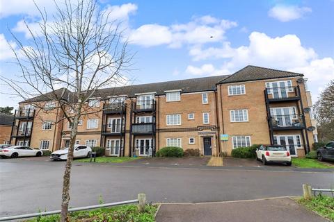 2 bedroom apartment for sale, Fairway, Norwich NR8