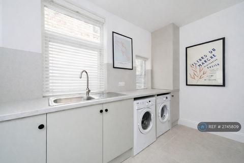 3 bedroom terraced house to rent, Langton Road, Wavertree, Liverpool, L15