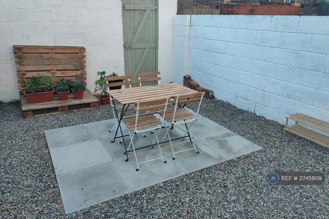 3 bedroom terraced house to rent, Langton Road, Wavertree, Liverpool, L15