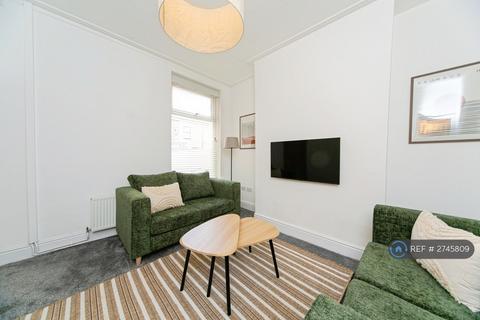 3 bedroom terraced house to rent, Langton Road, Wavertree, Liverpool, L15