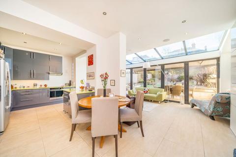 undefined, Dora Road, London SW19