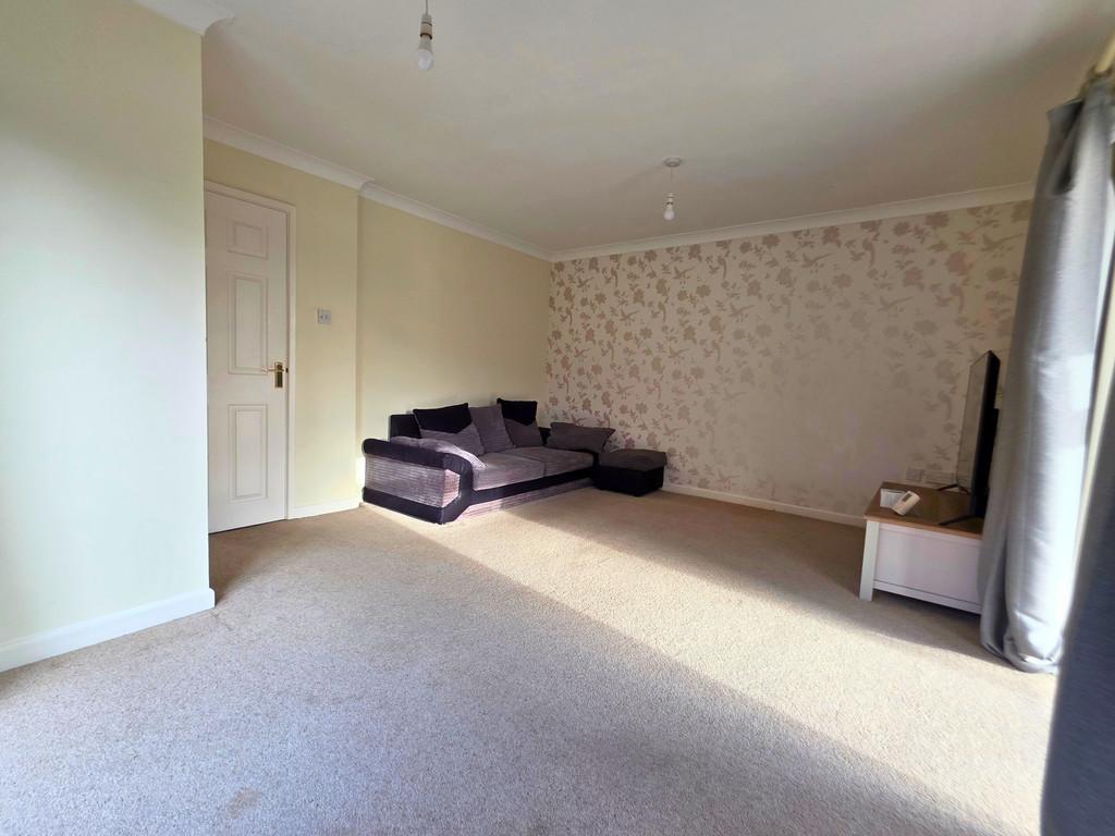 Lounge 3