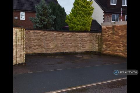 2 bedroom terraced house to rent, Ormonds Close, Bradley Stoke, Bristol, BS32